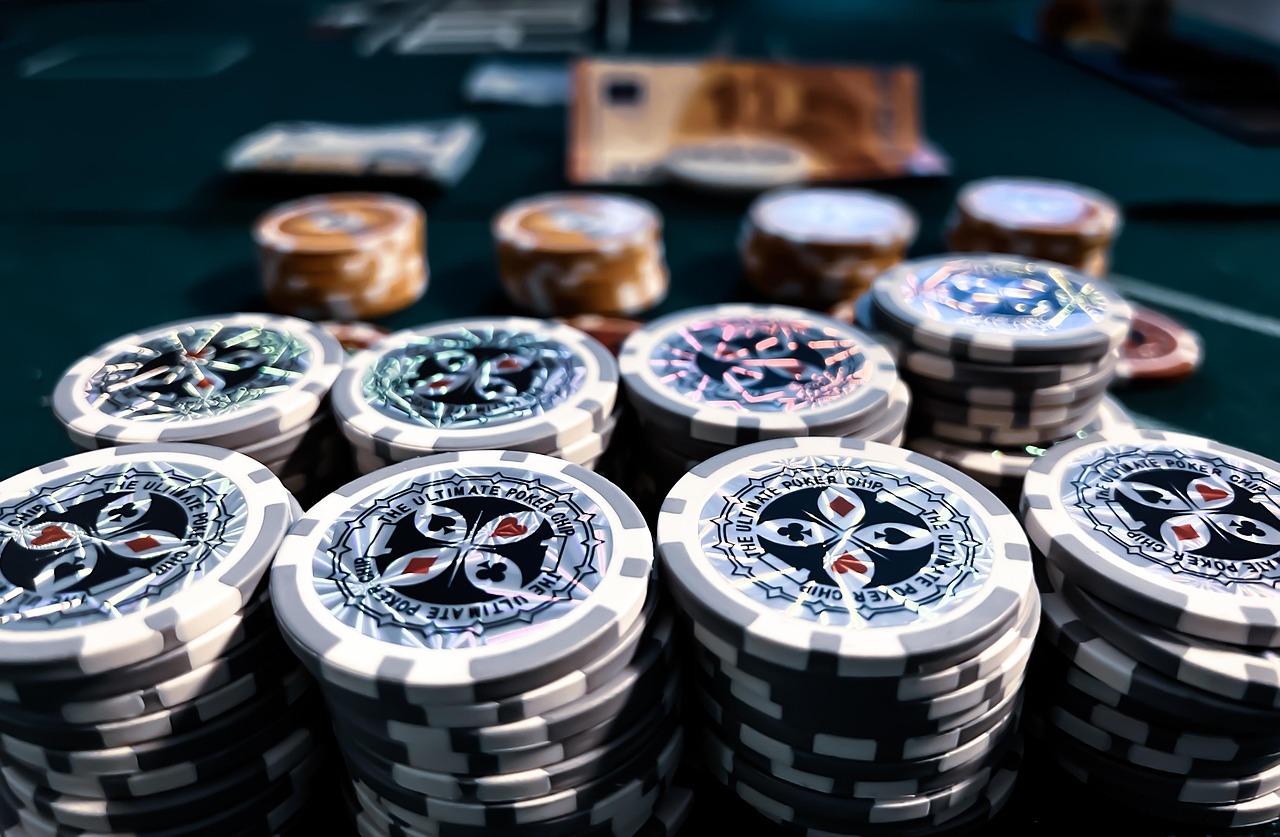 https://www.reddit.com/r/poker/comments/1u92pn5/good_rooms_south_of_cleveland/ - 俄亥俄线下扑克室选择有限？从克利夫兰以南的牌局看美国扑克生态