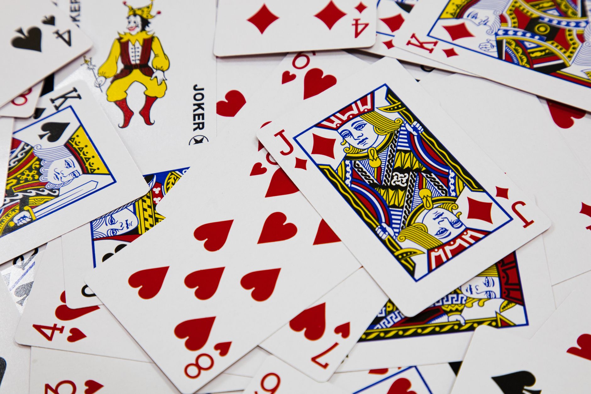 WSOP手机版同名应用太多，如何识别官方版？三个关键点帮你避开山寨（实战示例）