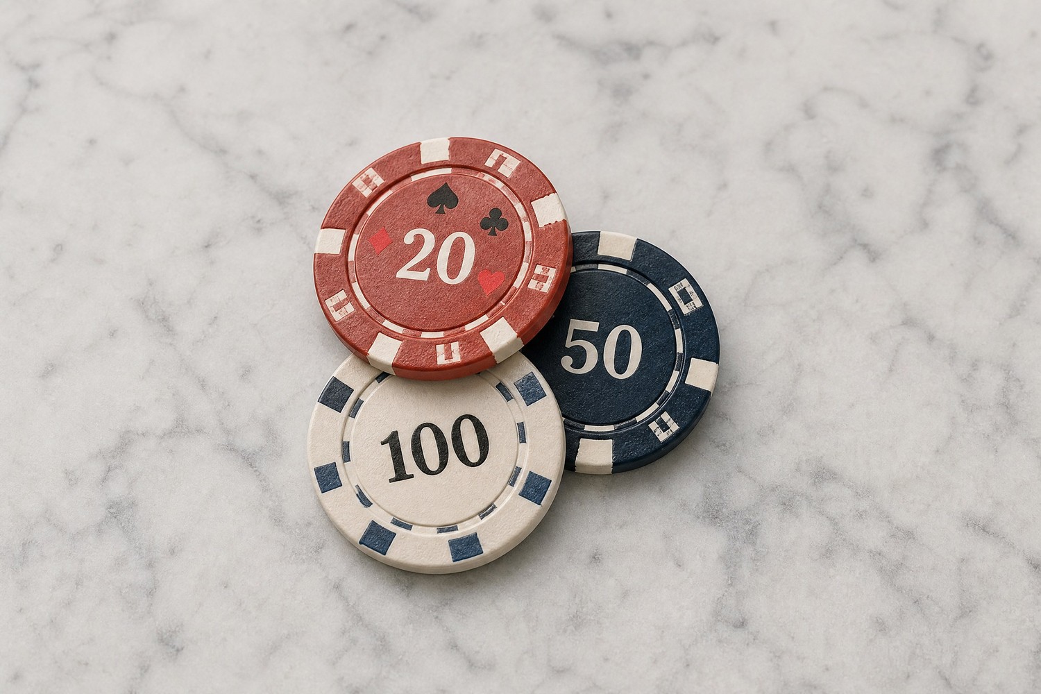 QQPOKER认知偏差6种表现：德州扑克决策中的常见思维误区